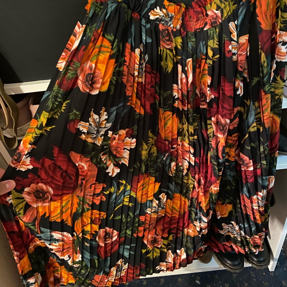 Below the knee skirt